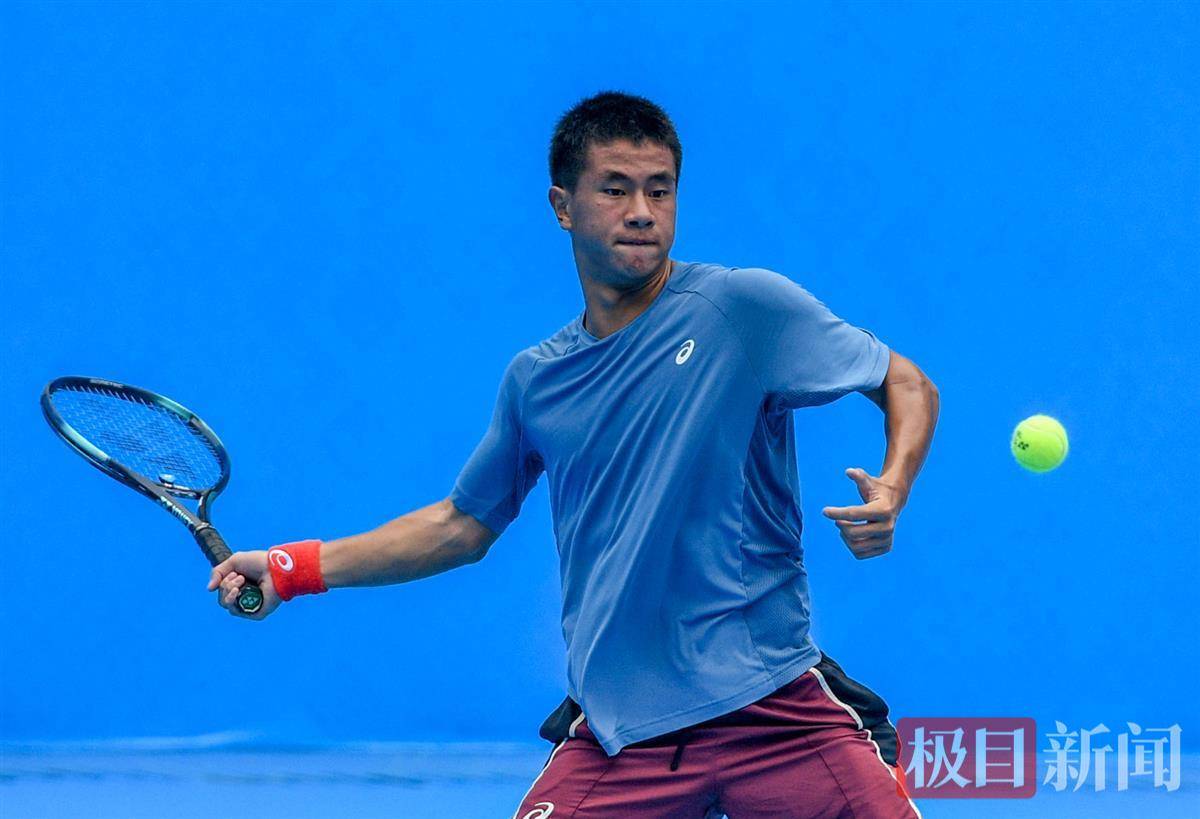 前锋线的跑 前锋线的跑